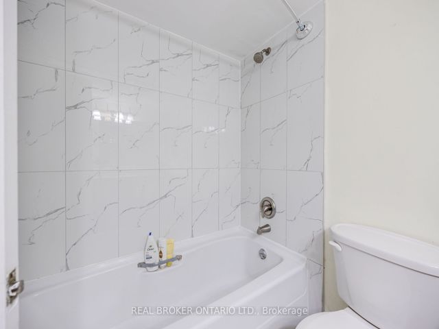 608 - 4727 Sheppard Ave E