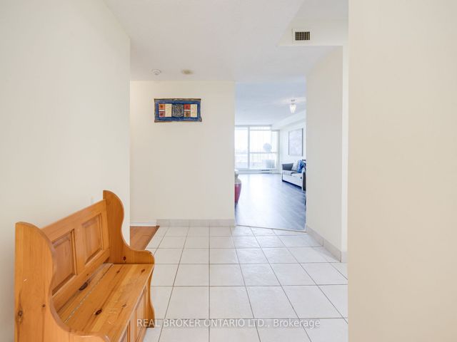 608 - 4727 Sheppard Ave E