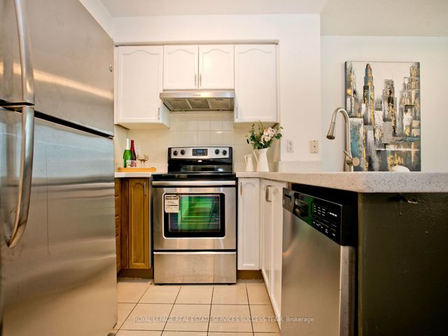 2001 - 50 Brian Harrison Way