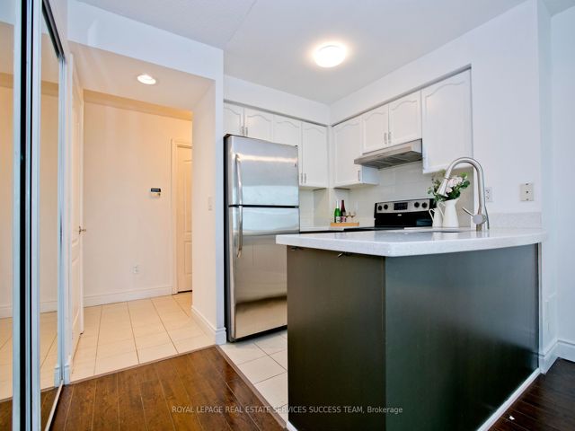 2001 - 50 Brian Harrison Way