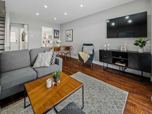 88 - 26 Livingston Rd