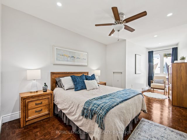 88 - 26 Livingston Rd