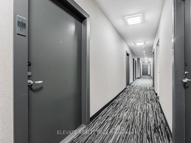 420 - 286 Main St