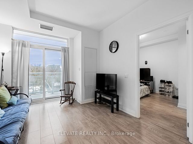 420 - 286 Main St