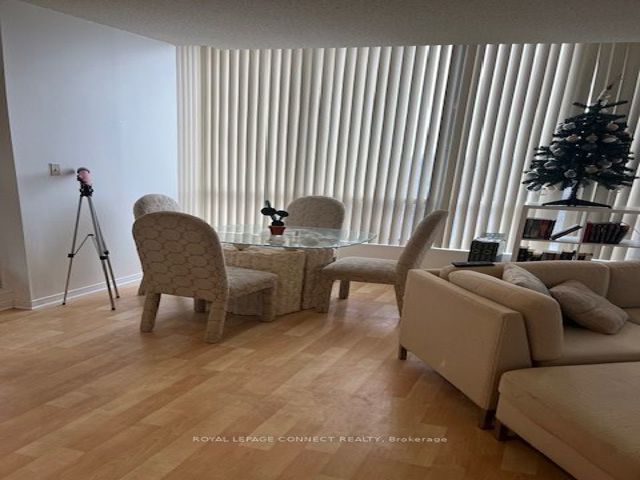 PH14 - 3050 Ellesmere Rd