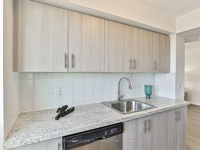 1511 - 185 Bonis Ave