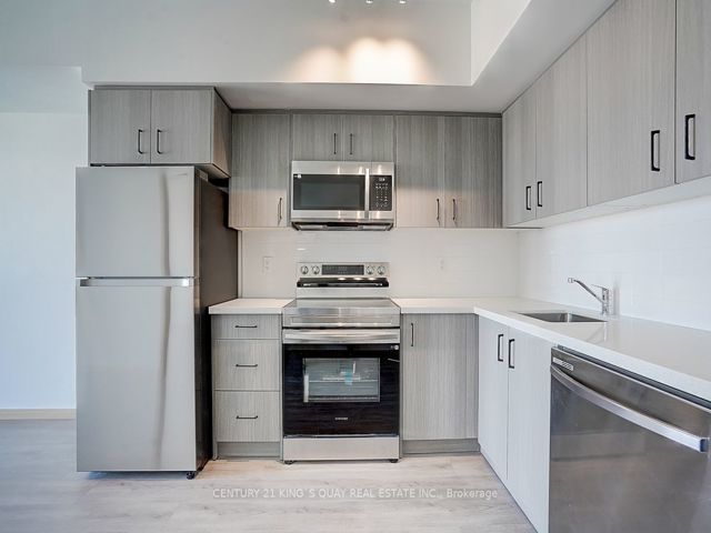 901 - 3421 Sheppard Ave E