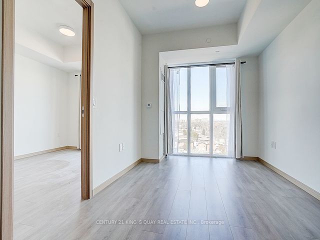 901 - 3421 Sheppard Ave E
