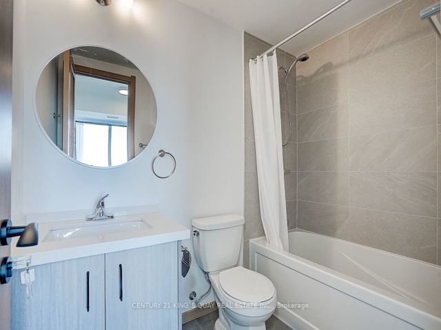 901 - 3421 Sheppard Ave E
