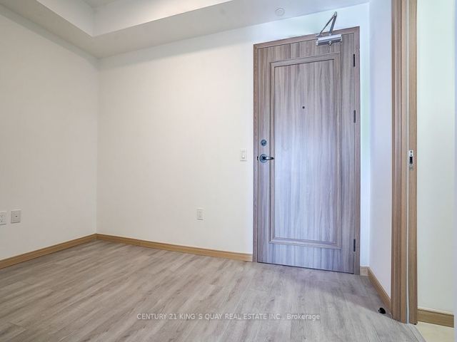901 - 3421 Sheppard Ave E