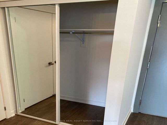 209 - 20 Orchid Place Dr