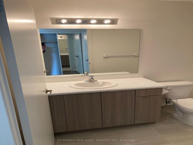 209 - 20 Orchid Place Dr