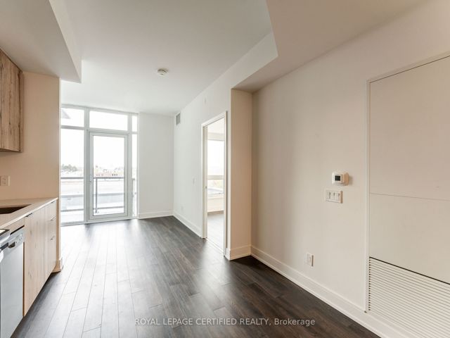 304 - 1350 Ellesmere Rd