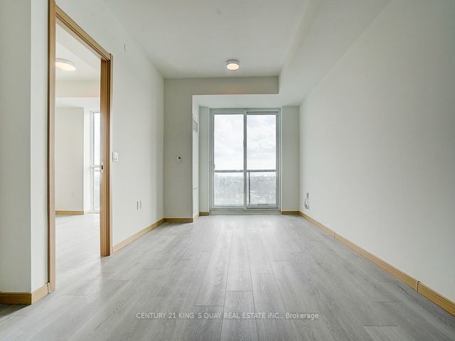 1015 - 3429 Sheppard Ave E