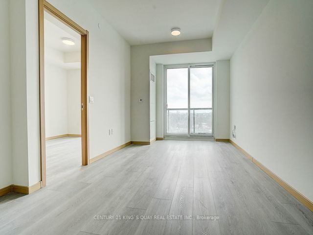 1015 - 3429 Sheppard Ave E