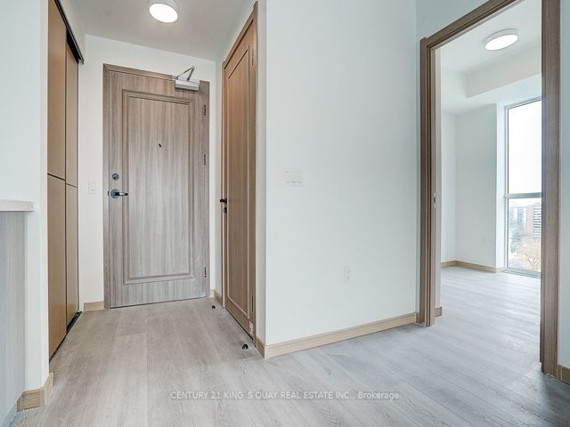1015 - 3429 Sheppard Ave E