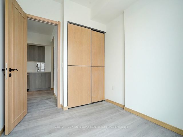 1015 - 3429 Sheppard Ave E