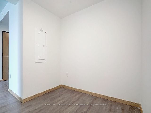 806 - 3429 Sheppard Ave E