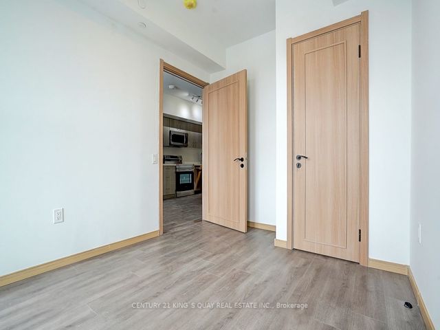 806 - 3429 Sheppard Ave E