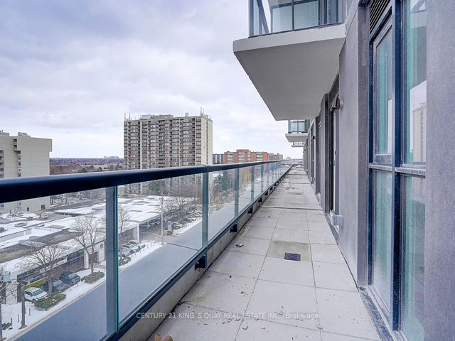 806 - 3429 Sheppard Ave E