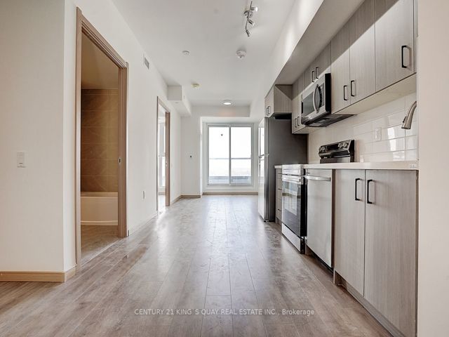 806 - 3429 Sheppard Ave E