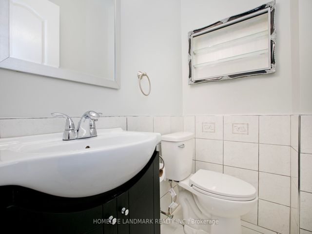 23 - 175 Alexmuir Blvd