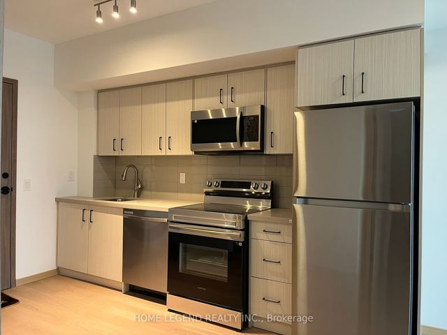 719 - 3429 Sheppard Ave E