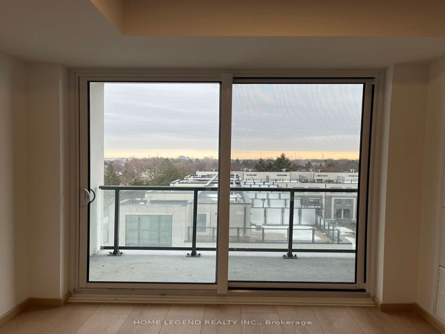 719 - 3429 Sheppard Ave E