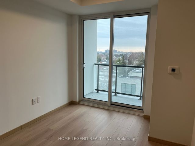 719 - 3429 Sheppard Ave E