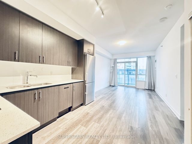 308 - 195 Bonis Ave