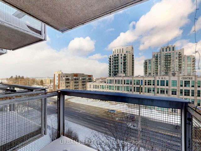615 - 39 Kimbercroft Crt E