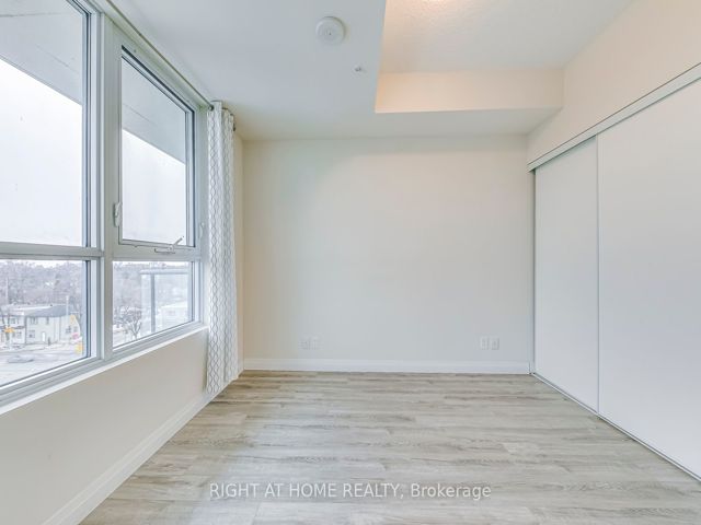720 - 22 East Haven Dr