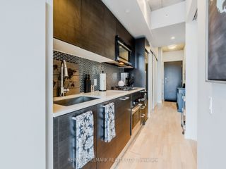404 - 60 Haslett Ave