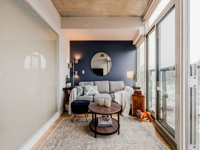 404 - 60 Haslett Ave