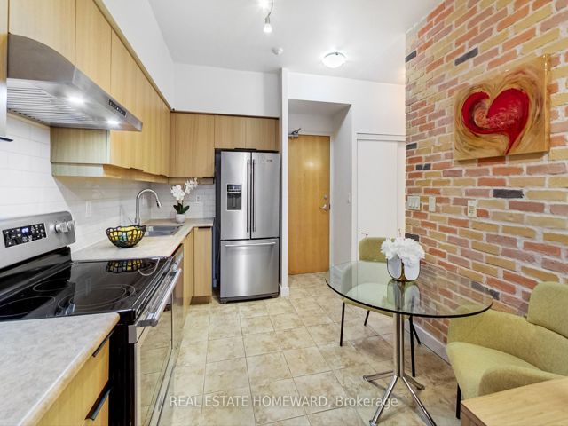209 - 601 Kingston Rd