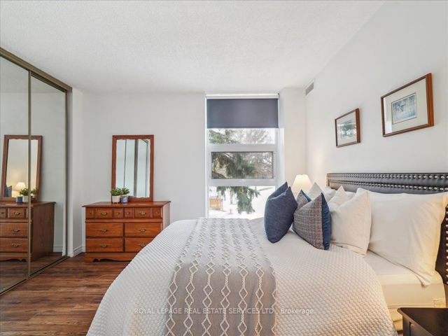214 - 20 Dean Park Rd