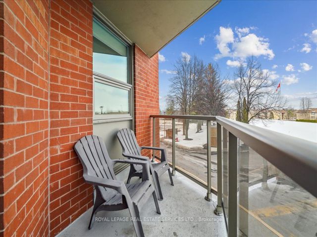 214 - 20 Dean Park Rd