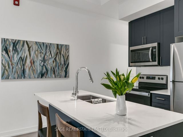 103 - 3686 St Clair Ave E