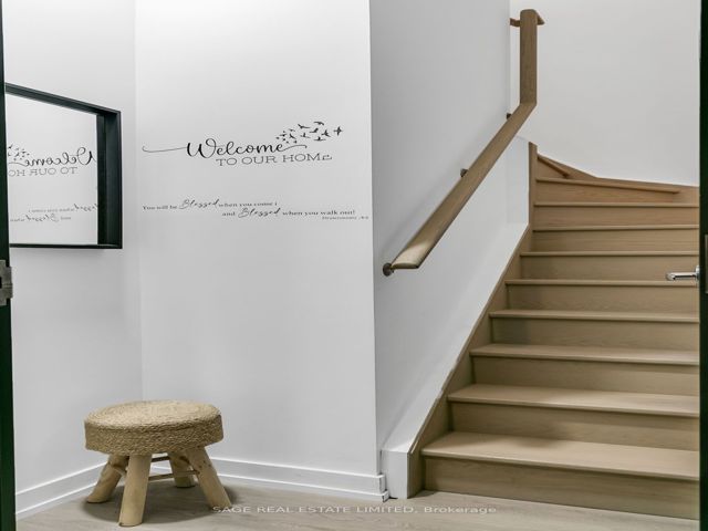 103 - 3686 St Clair Ave E