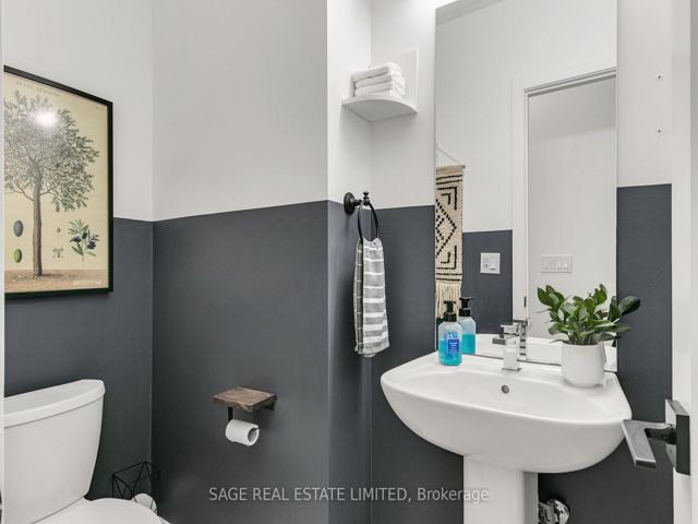 103 - 3686 St Clair Ave E