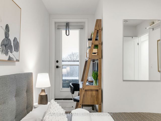103 - 3686 St Clair Ave E