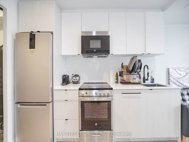 711 - 2369 Danforth Ave