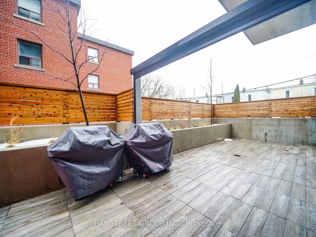 711 - 2369 Danforth Ave