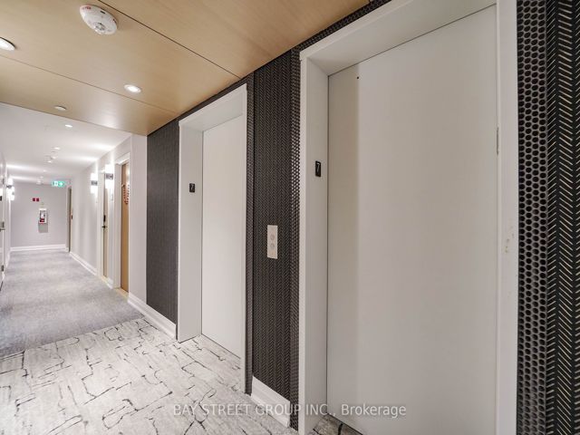 711 - 2369 Danforth Ave