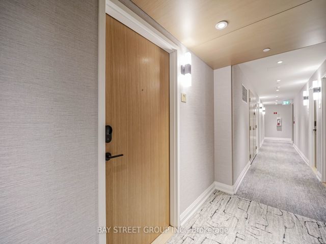 711 - 2369 Danforth Ave