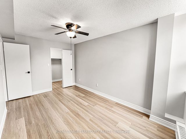307 - 90 Ling Rd