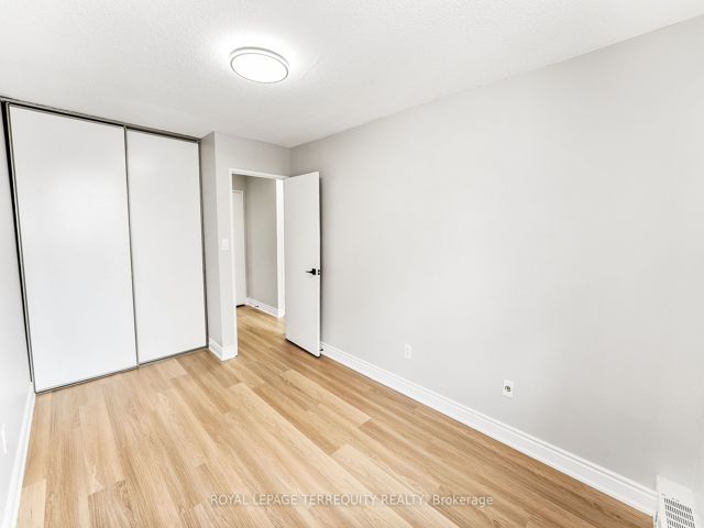 307 - 90 Ling Rd