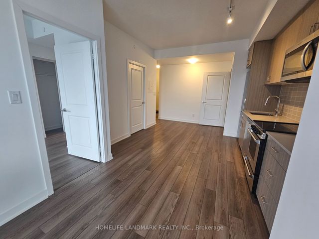 601 - 2799 Kingston Rd