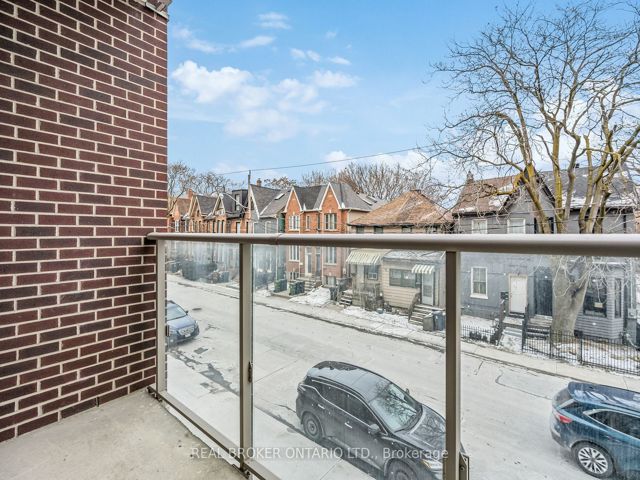 TH131 - 150 Logan Ave