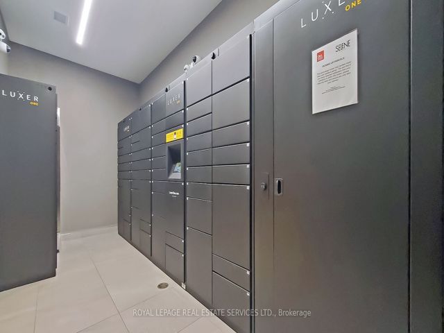2401 - 225 Village Green Sq